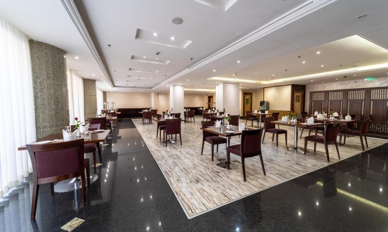 Mercure Al Hamra Hotel 4*