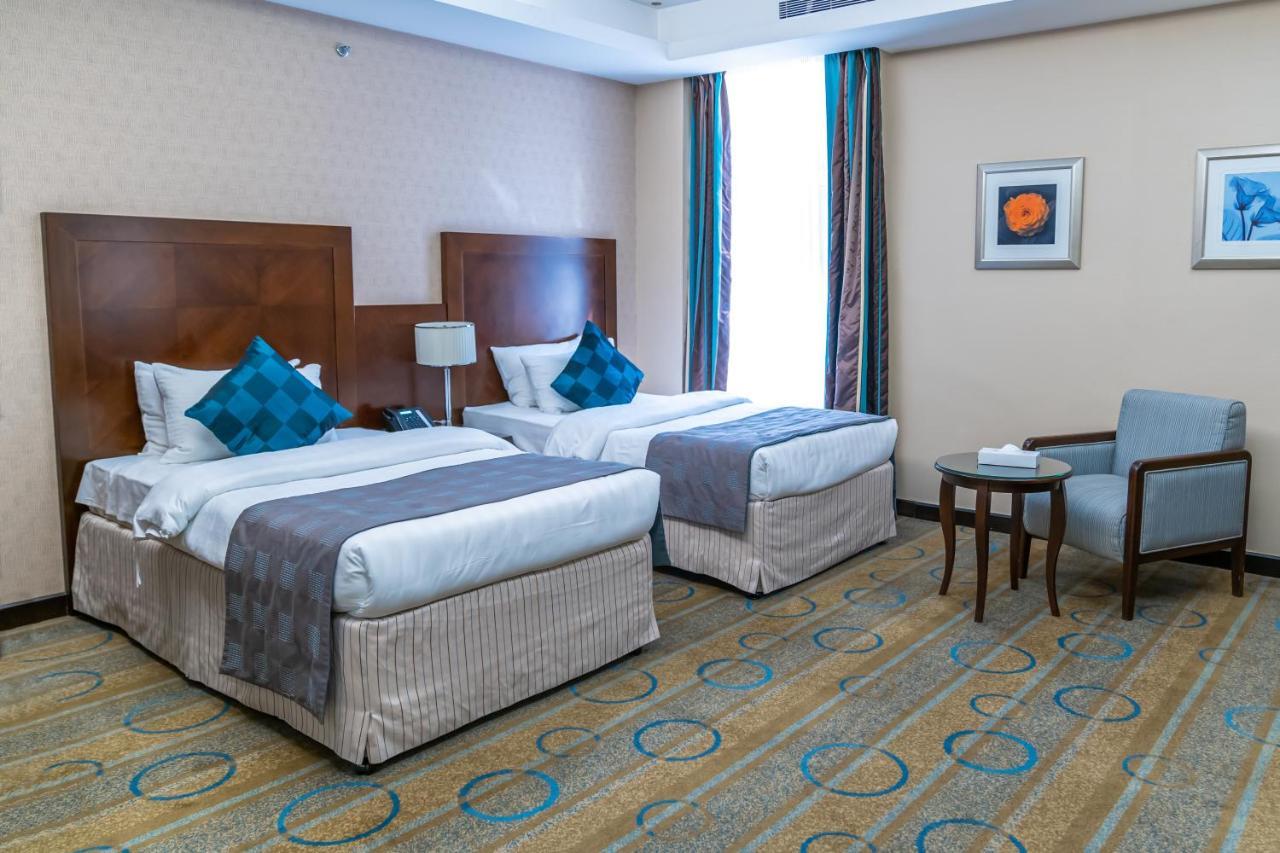 Mercure Al Hamra 4*