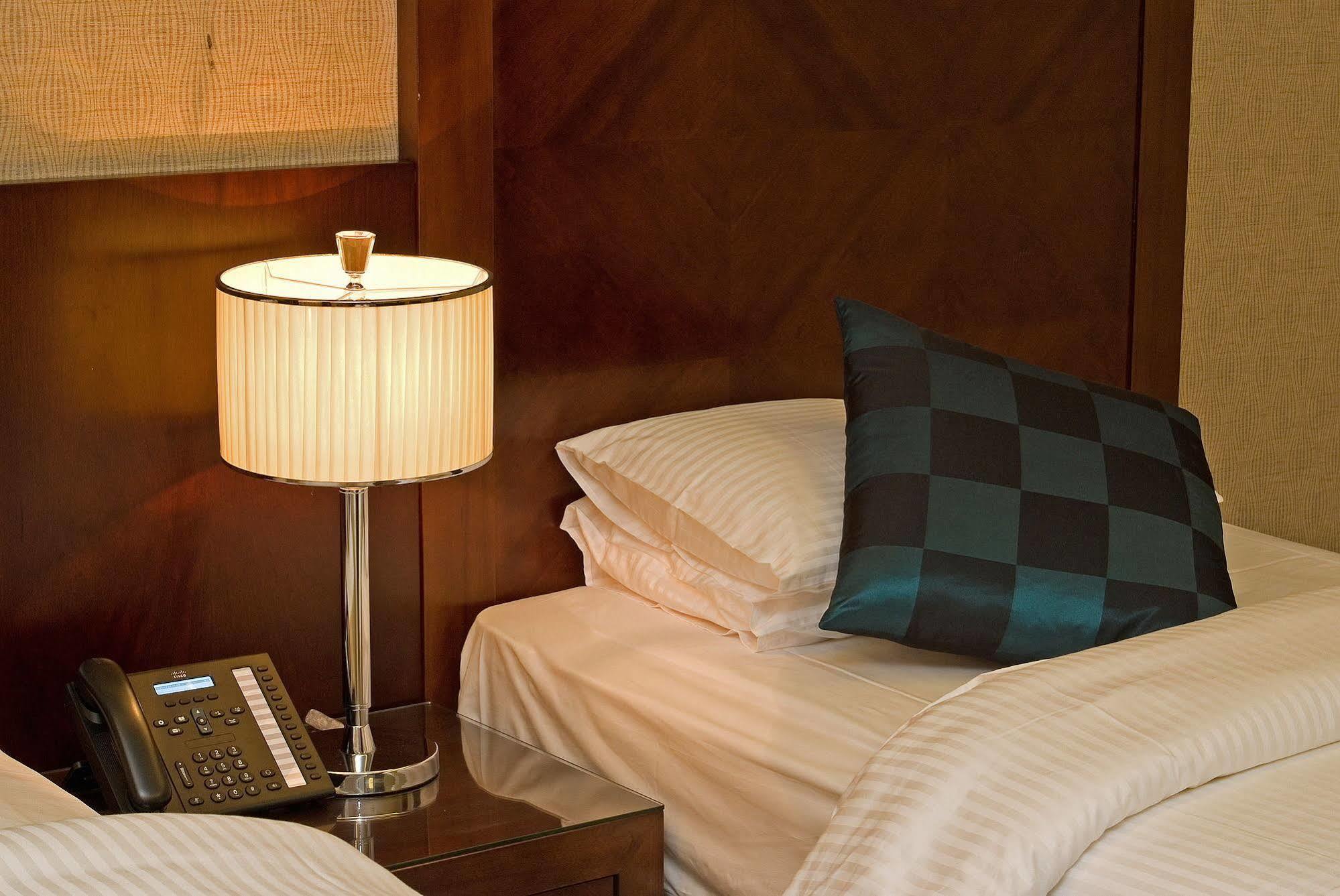 Mercure Al Hamra Hotel 4*